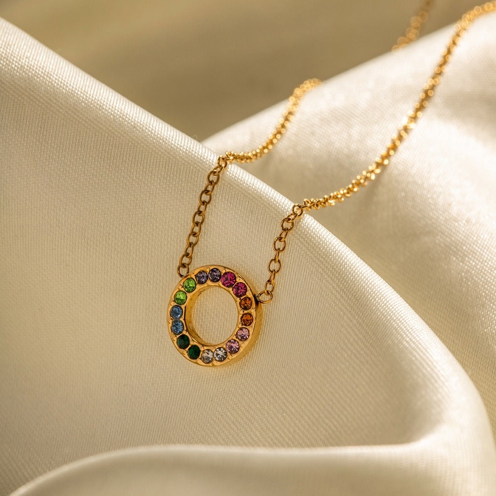 Simona Circle Necklace